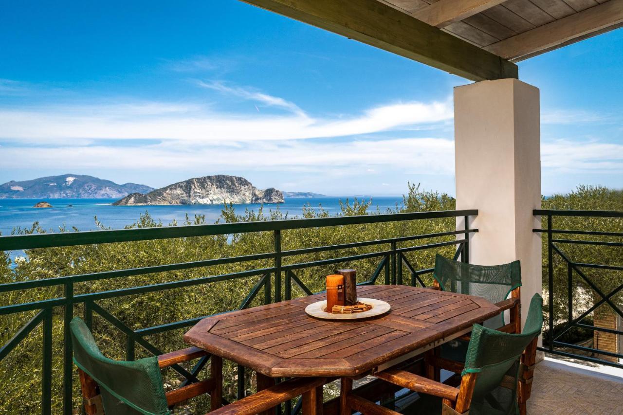 Keri Marathias Pavezzo Villa Exteriér fotografie