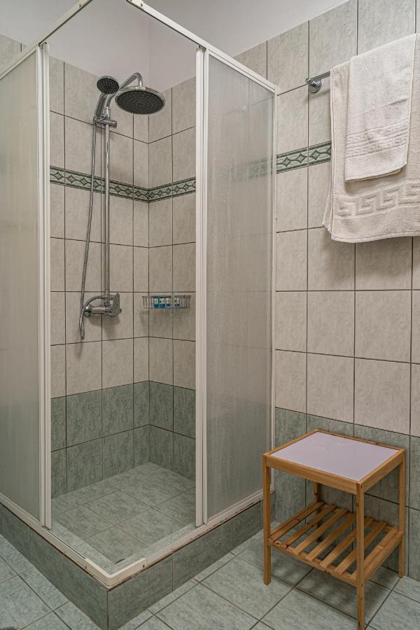 Keri Marathias Pavezzo Villa Exteriér fotografie