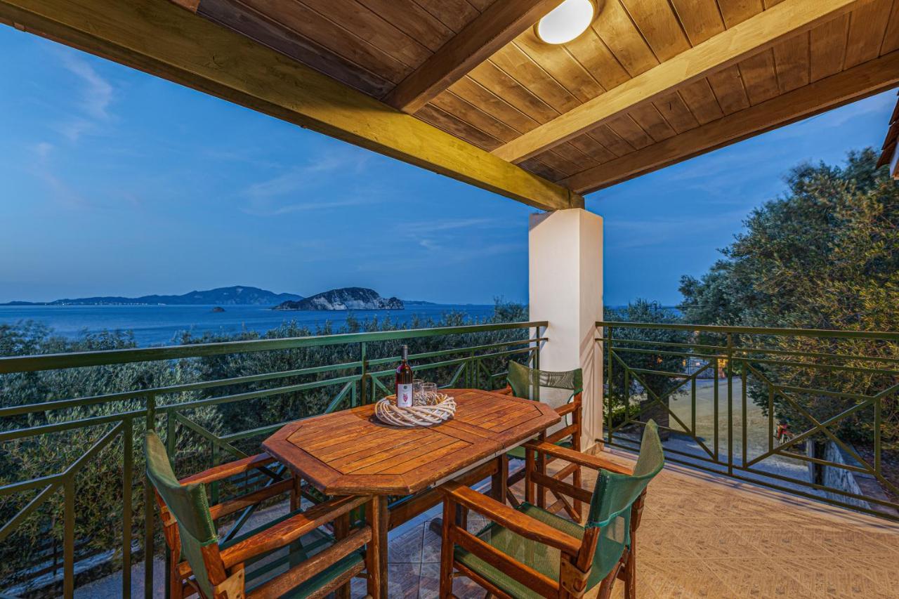 Keri Marathias Pavezzo Villa Exteriér fotografie