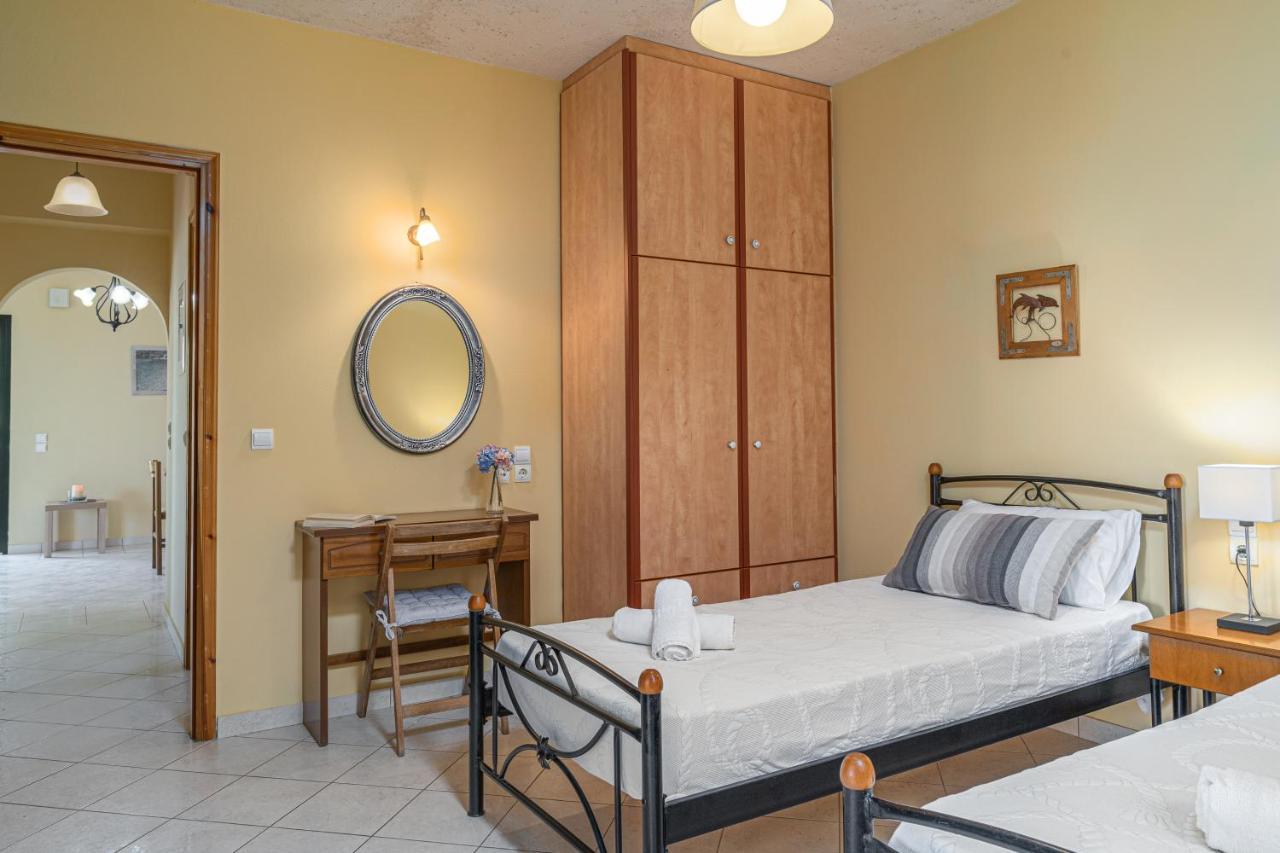 Keri Marathias Pavezzo Villa Exteriér fotografie