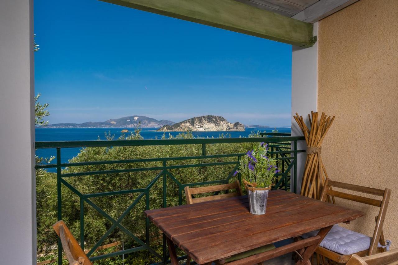Keri Marathias Pavezzo Villa Exteriér fotografie